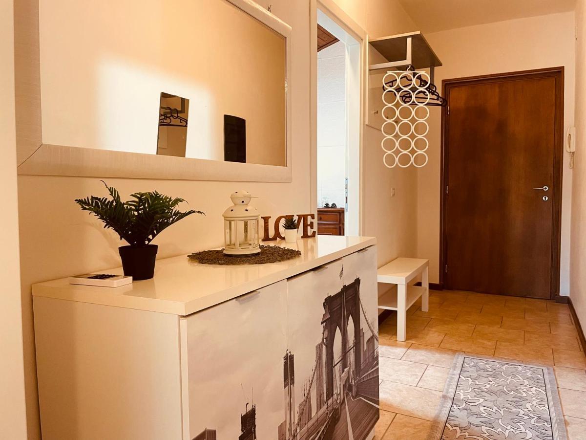 Casa Amelie Appartement Peschiera del Garda Buitenkant foto