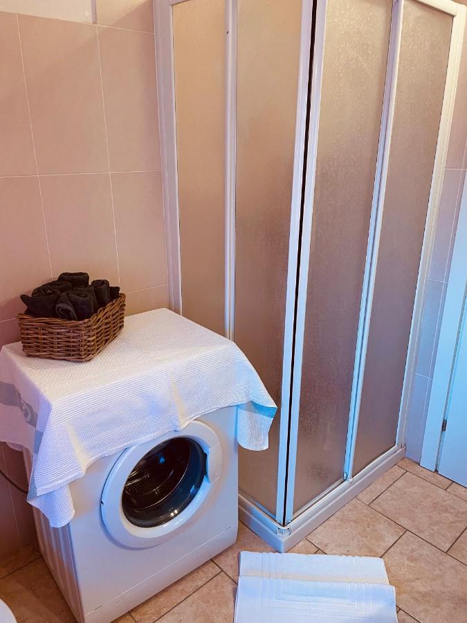 Casa Amelie Appartement Peschiera del Garda Buitenkant foto